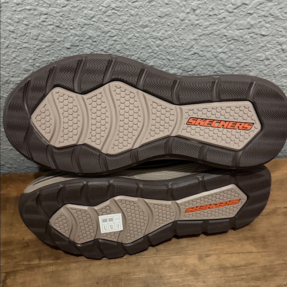 Skechers Brown Canvas Hands-Free Slip-On Loafers size 8.5 NEW - Picture 5 of 8